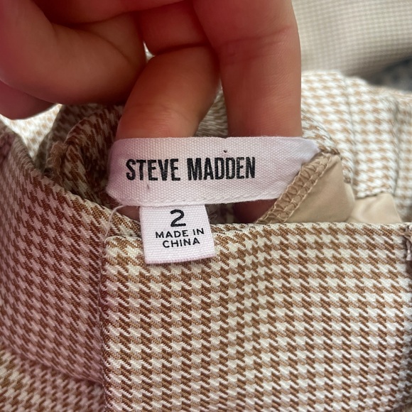 Steve Madden Women’s Pleated Trousers 2 - Picture 8 of 8